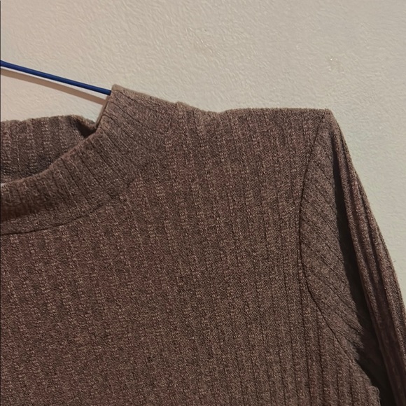 Brown Ribbed Crop Top - Picture 2 of 2